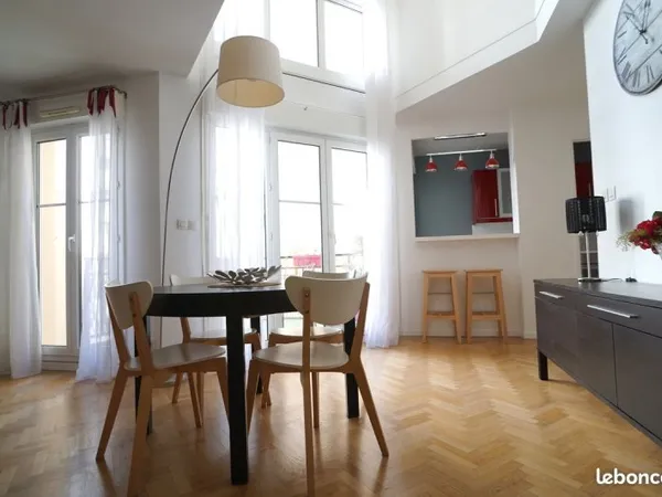Duplex meublé à Courbevoie Faubourg de l'arche