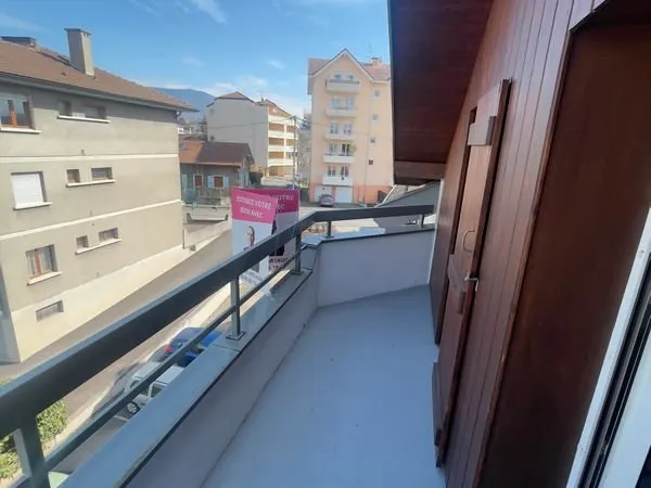 Appartement à louer à Ville-la-Grand