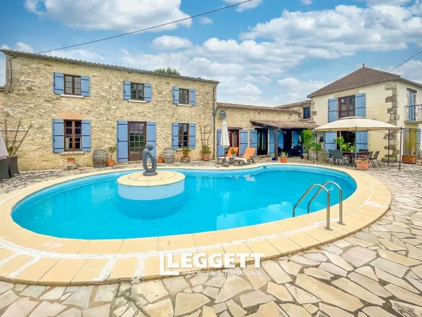 Maison 7 pièce(s), DURAS