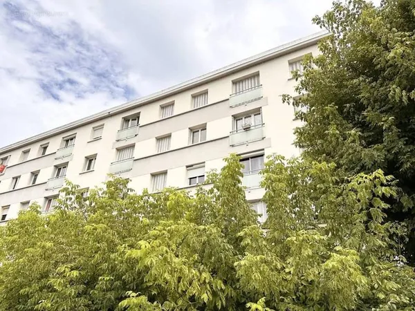Emplacement stratégique, T3 à fort potentiel !