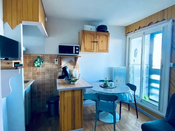 À vendre charmant studio 4P La pierre Saint Martin