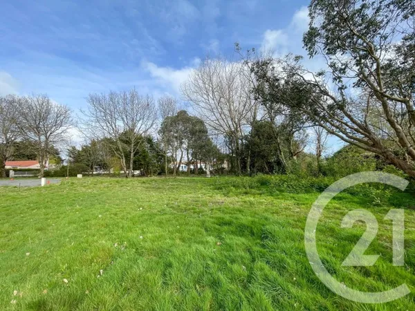 Terrain 1424 m²