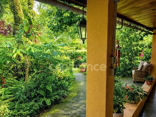 Maison à vendre 5 pièces (974)