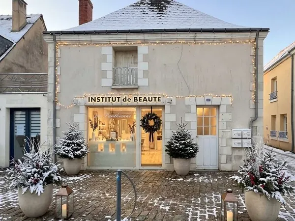 Local commercial Veigne 5 pièce(s) 110 m2