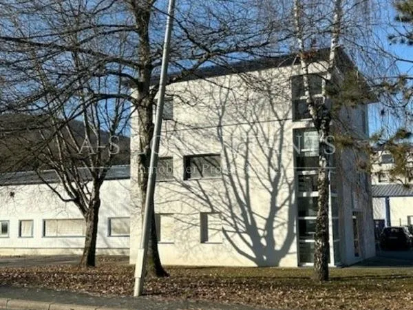 Bureaux 600 m²