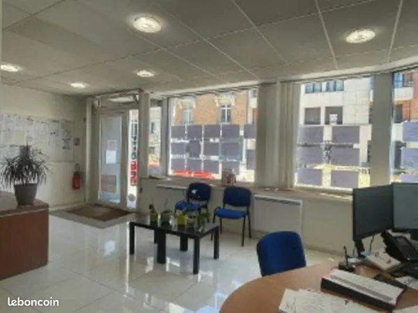 Local commercial 113 m²