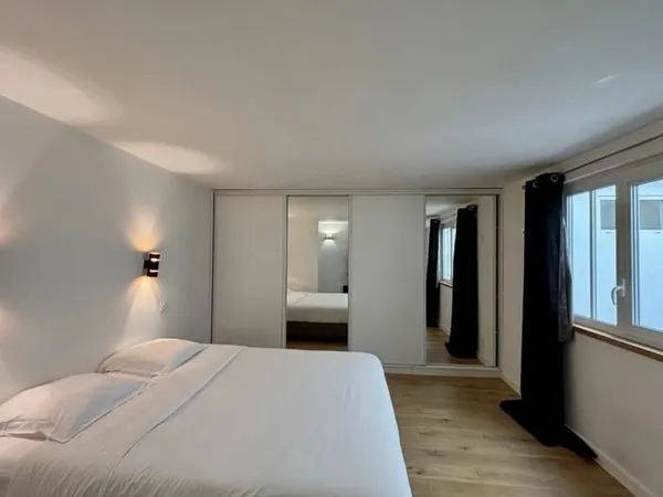 Appartement moderne T2 Bis de 47m2 à Bordeaux Ornano tram A