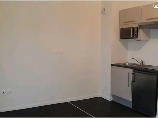 Studio 1 pièce 23 m²