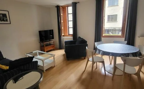 APPARTEMENT T3 MEUBLE CENTRE-VILLE