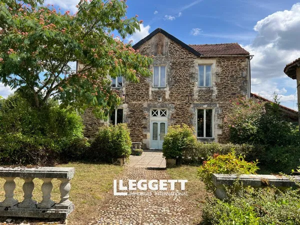 Maison 5 pièce(s), THIVIERS