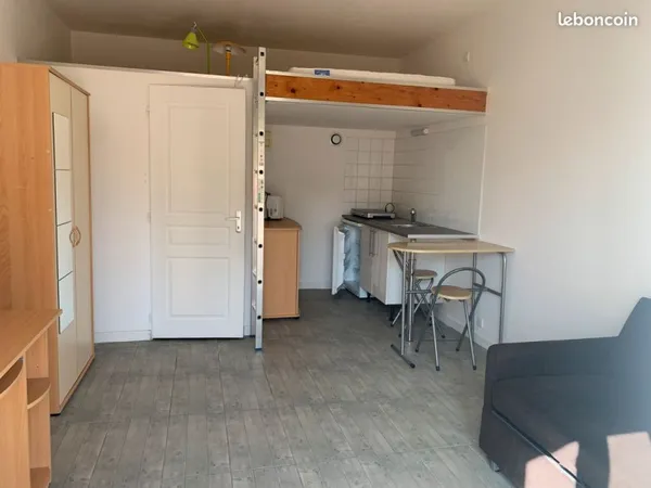 Studio proche campus 2 et 1