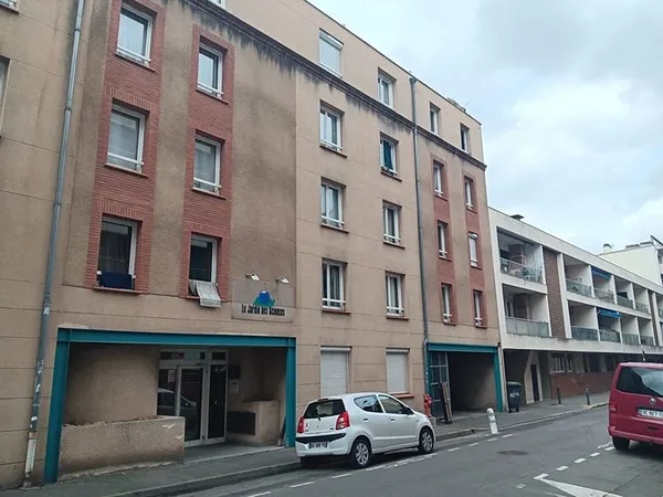 Parking port St Sauveur