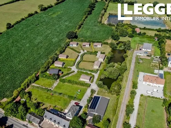 Parc Résidentiel Loisirs, 9 chalets avec 3 lacs au coeur du secteur du Débarquement.
