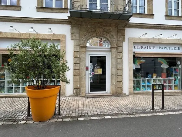 Local commercial 101 m²