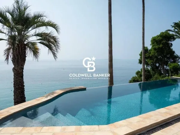 Villa 11 pièces 297 m²