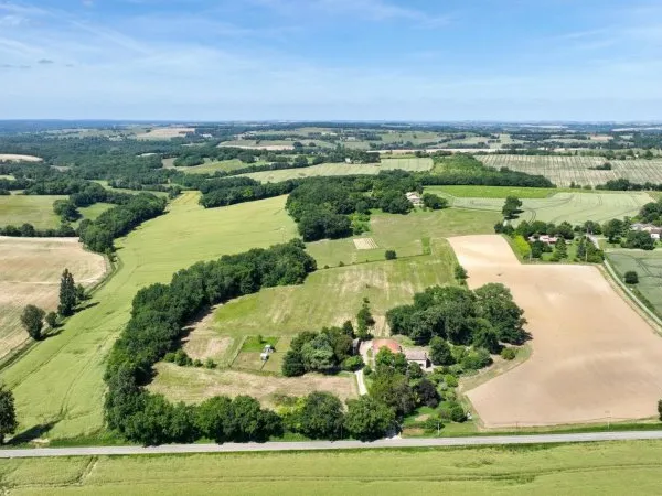 MAISON DE CAMPAGNE AVEC 7 HECTARES