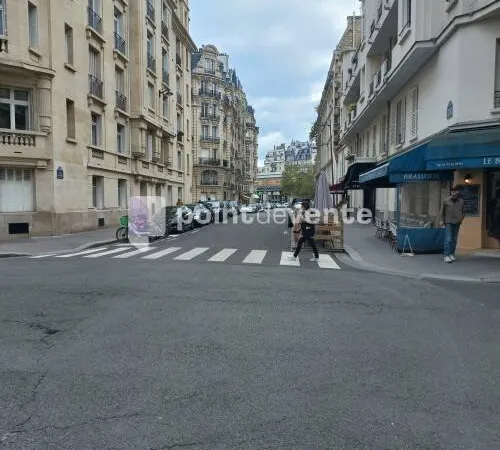 Local commercial 63 m²