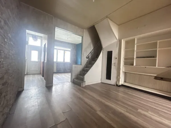 COEUR DU QUARTIER SAINT-ROCH AMIENOISE AVEC TROIS CHAMBRE ET