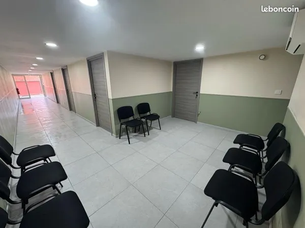 Bureau , local commercial , pôle santé