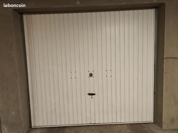 Stationnement Location Grenoble   85€