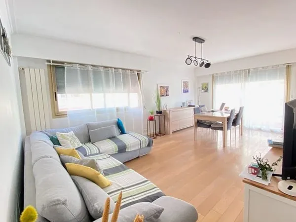 Appartement 4 pièces 90 m²