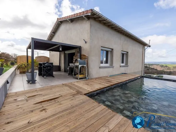 Maison individuelle Saint-Ferreol-D'Auroure de 180m2 habitab