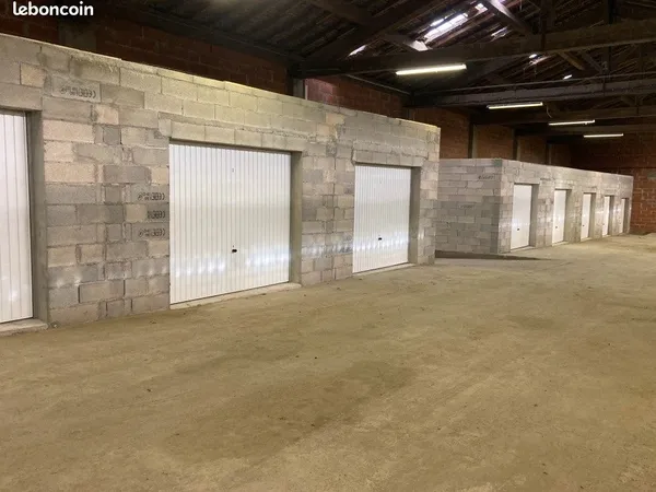 BOX GARAGE 13m2 100% Sécurisé dans Entrepôt