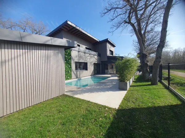 Maison 6 pièces 175 m²