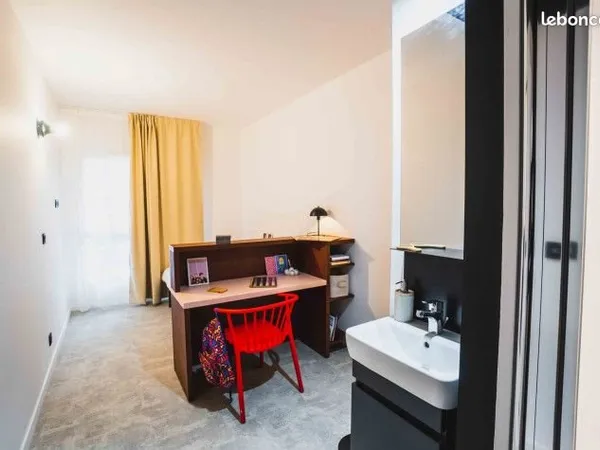 Chambre 3 pièces 35 m²