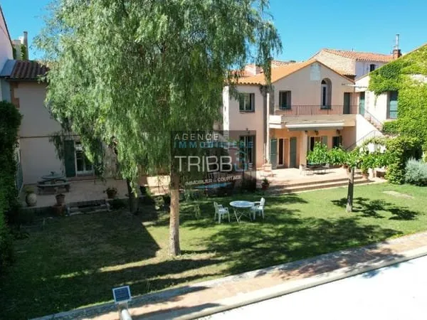 Mas au Coeur de POLLESTRES de 434m2 sur parcelle de 1505 m2