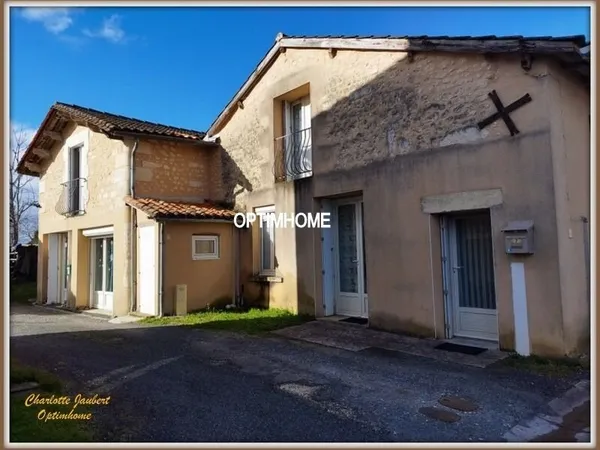 Ensemble immobilier en pierres - Idéal investisseur - À 5 minutes de Chalais