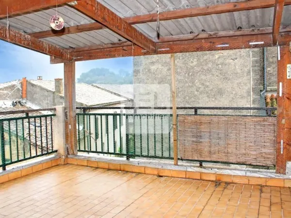Maison de village composée de 2 appartements