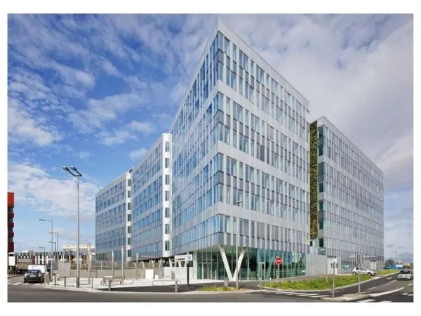 Bureaux 4095 m²