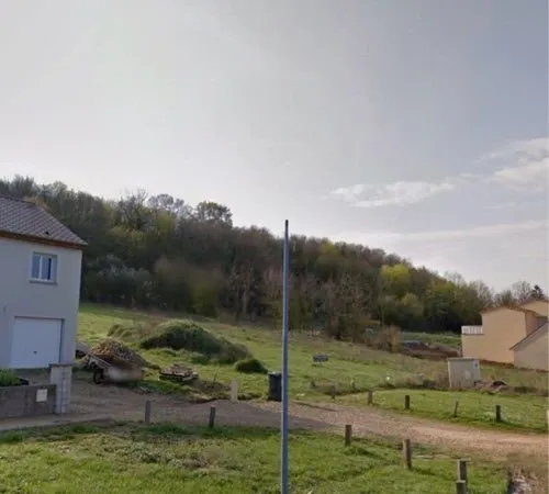 Terrain constructible 1 020 m² - Lay-Saint-Rémy (54570)