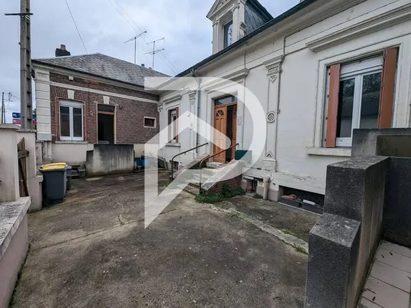 Maison 15 pièces 200 m²