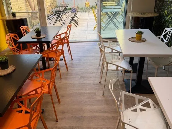 Restaurant, Rue Émilie Cholois, Niort