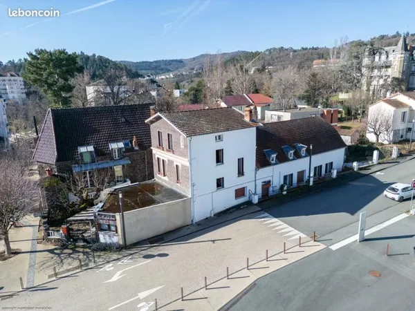 Immeuble 684 m²