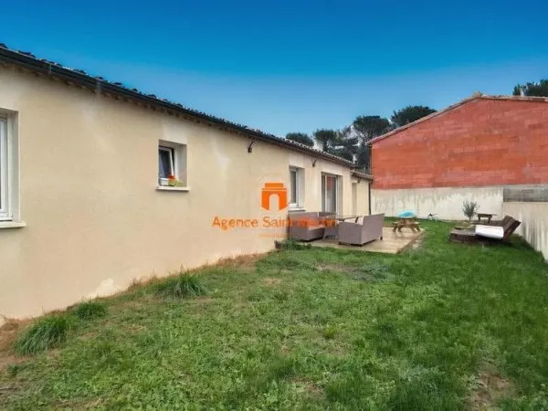 Maison Les Tourrettes 5 pièce(s) 120 m2
