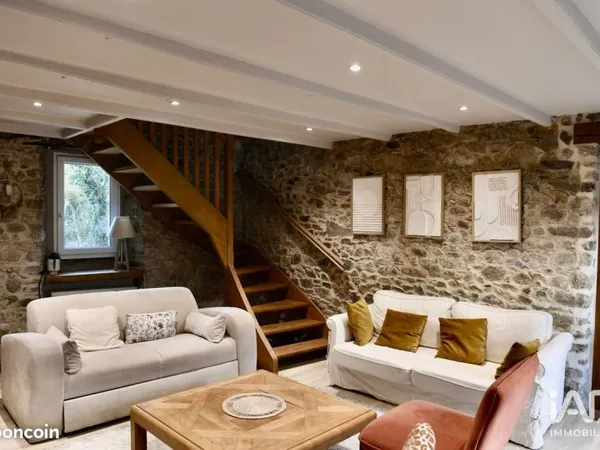 Propriété 4 pièces 156 m²