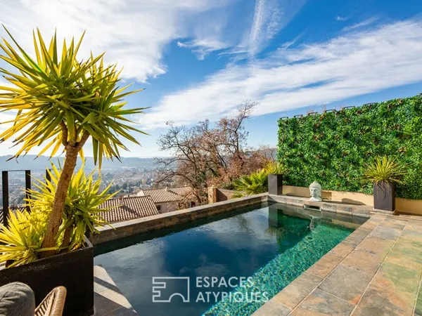 Villa d'architecte avec piscine et vue panoramique