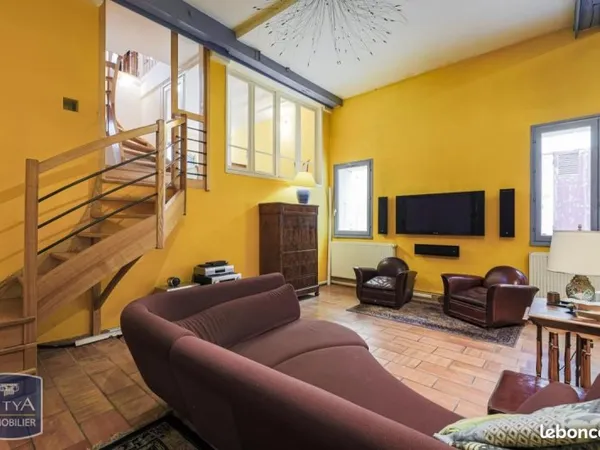 Maison 6 pièces 197 m²