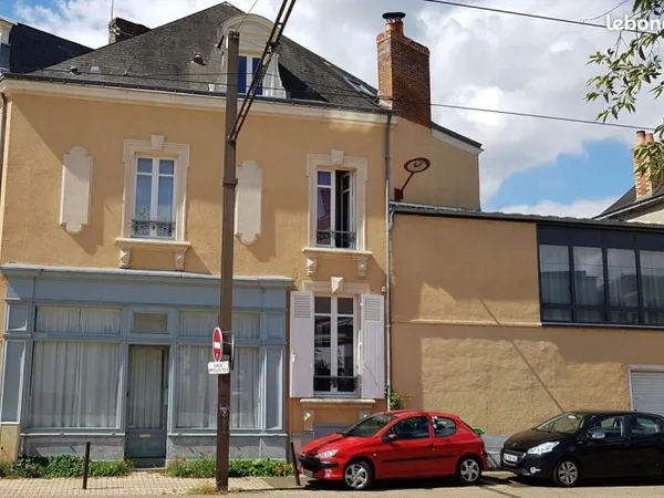 Le Mans - Saint-Pavin/Gambetta - grande maison 9 pièces avec 2 dépendances - DPE B