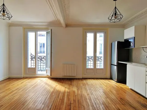 ST MAUR DES FOSSES!!! Appartement 2 pièces de 44.62 m²