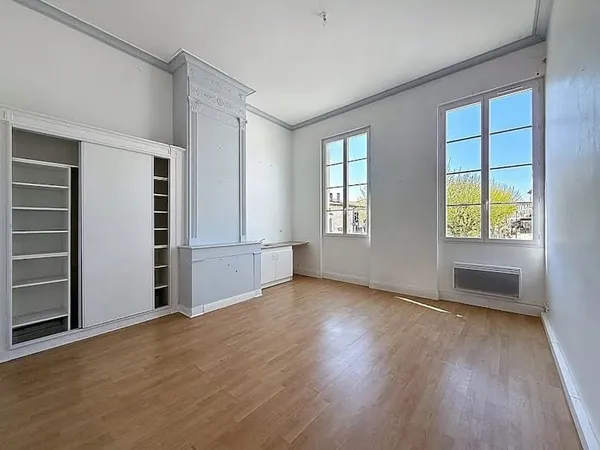 Bureaux 4 pièces 86 m²
