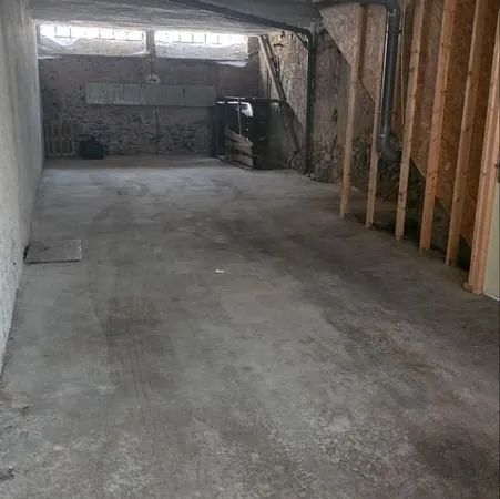 Garage Espalion à louer