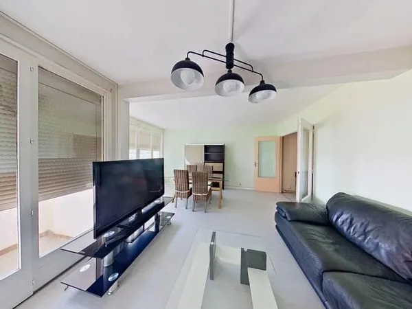 Appartement 75 m2 avec balcon à Clermont-ferrand