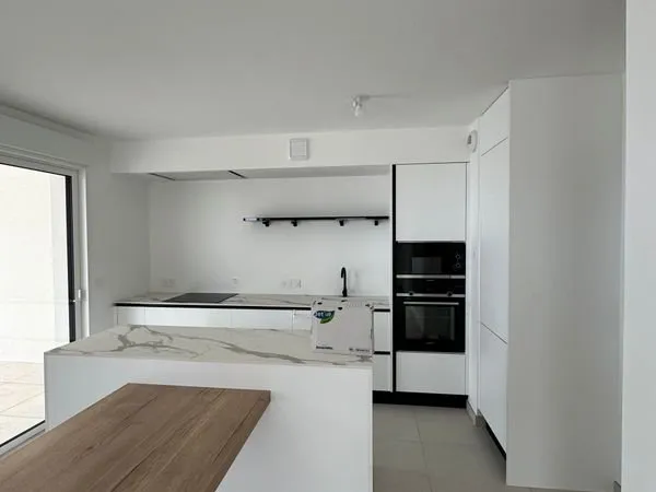 Appartement t4 neuf - a louer - valras-plage