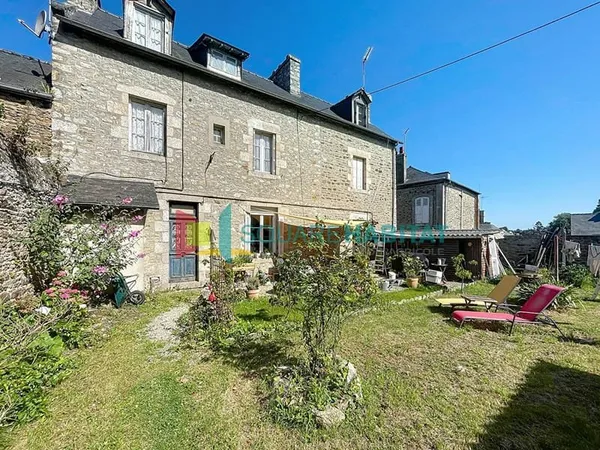 Appartement duplex Dinan 5 pièces - 2 chambres - Travaux à prévoir