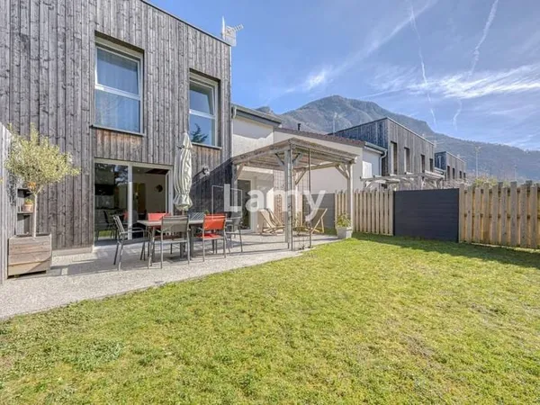 Maison 5 pièces 116 m²