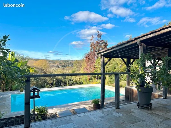 Maison de ville 7 pièces 343 m²